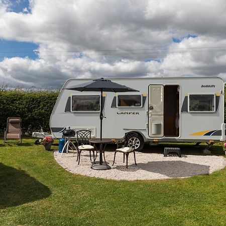 Cosy Caravan On Luxury Campsite Hulme End 外观 照片