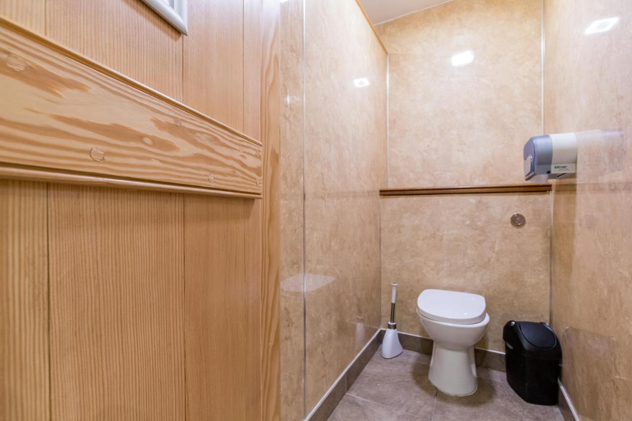 Cosy Caravan On Luxury Campsite Hulme End 外观 照片