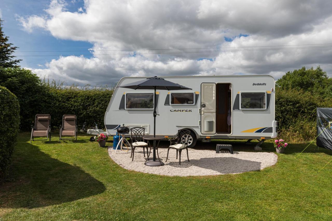Cosy Caravan On Luxury Campsite Hulme End 外观 照片