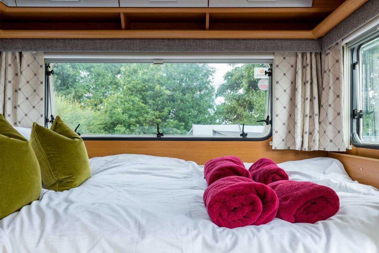 Cosy Caravan On Luxury Campsite Hulme End 外观 照片