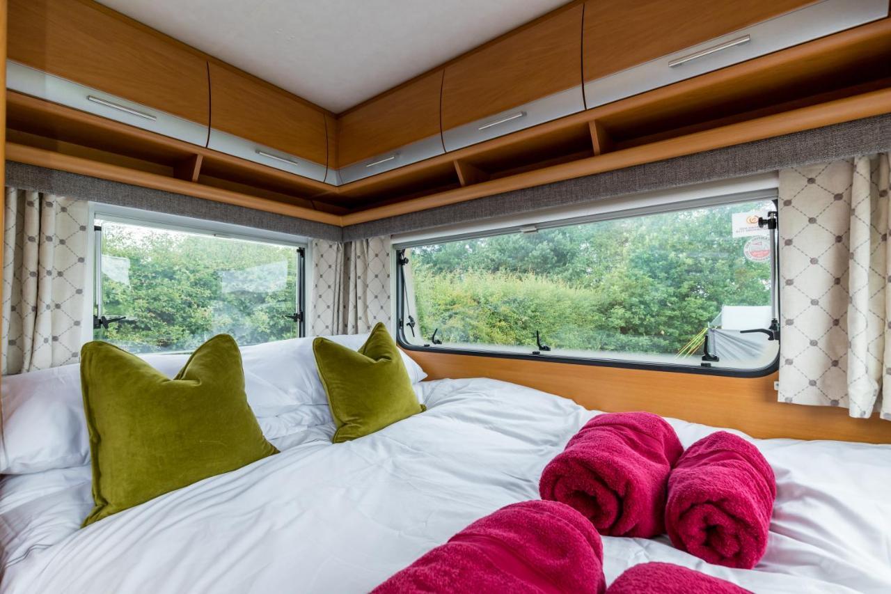 Cosy Caravan On Luxury Campsite Hulme End 外观 照片